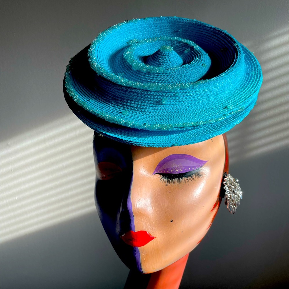❤️ HANDCRAFTED ART UNIQUE Vintage ReDesigned Turquoise Blue GLASS BEADED Hat